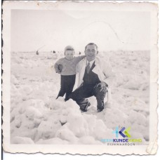1942 Harry Northeimer en slagersknecht Ries van Schaik